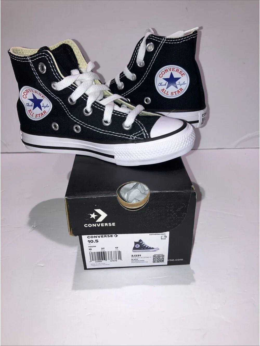 Converse Shoes Youth 10.5 Chuck Taylor All-Star Sneakers Black Hi Top 3J231 NEW